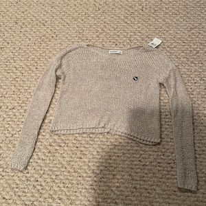 Hollister beige sweater
